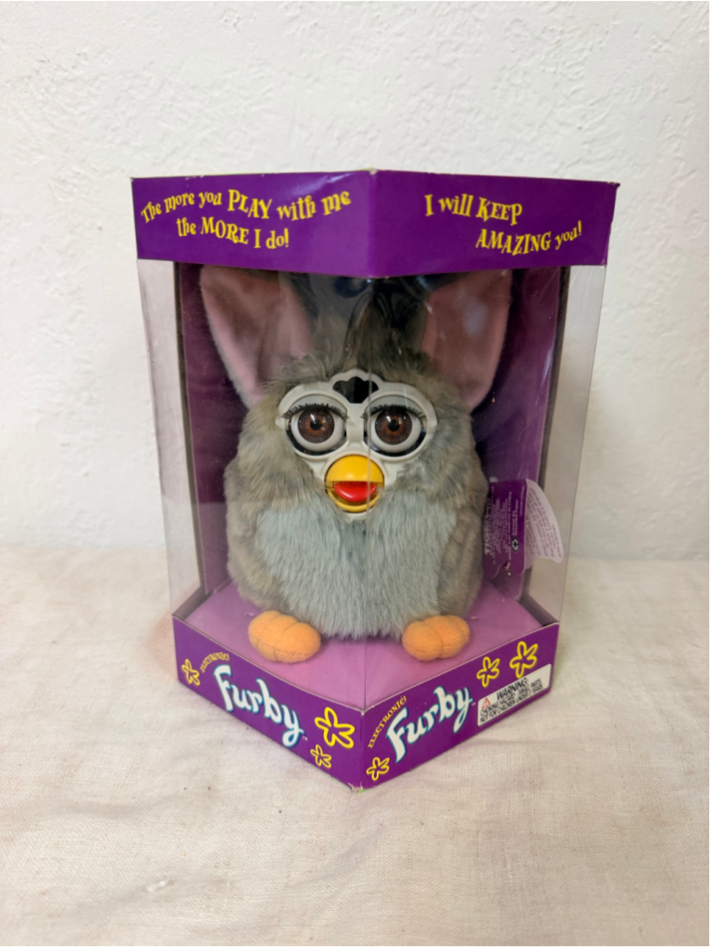 NIB Vintage 1998 Tiger Electronics Furby Grey Wolf with Brown Eyes Box Unopened